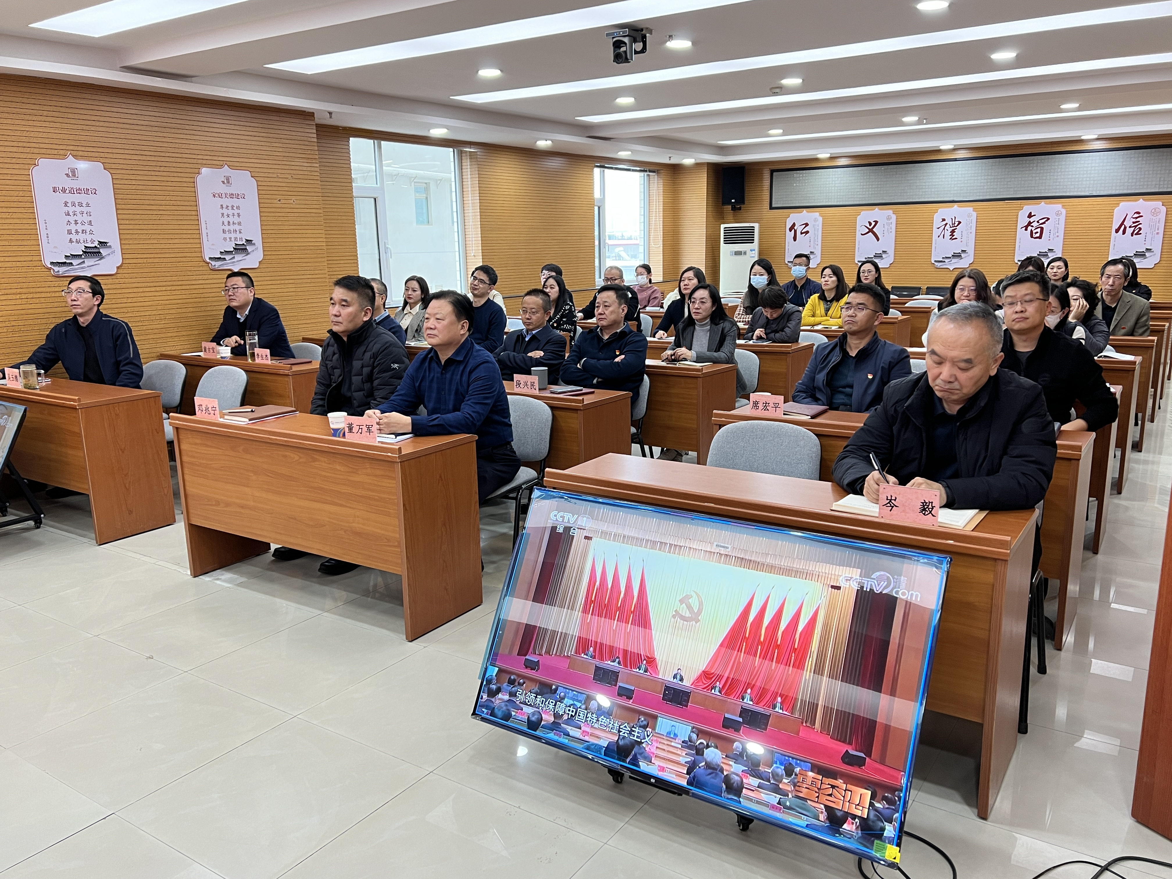 IMG_0440(1).jpg IMG_0440(1).jpg