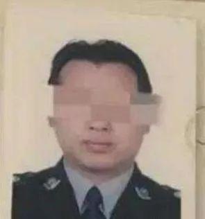 保時捷女車主一巴掌，童所長被免職，被“坑”的丈夫冤不冤？